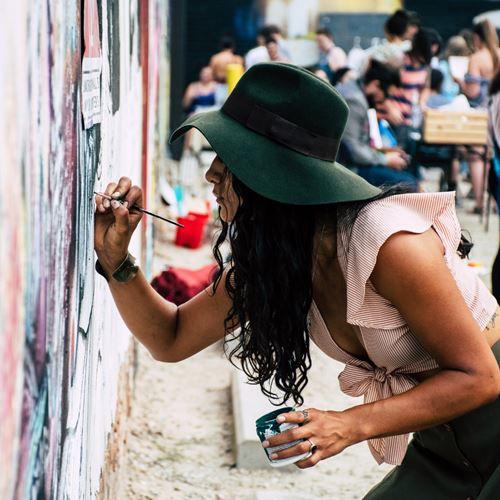 Callejeando con Mujeres: Arte Urbano en Madrid