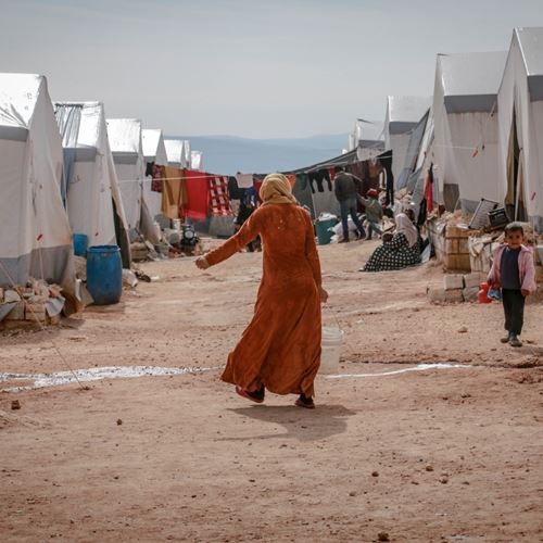 La situación actual de las mujeres palestinas y saharauis